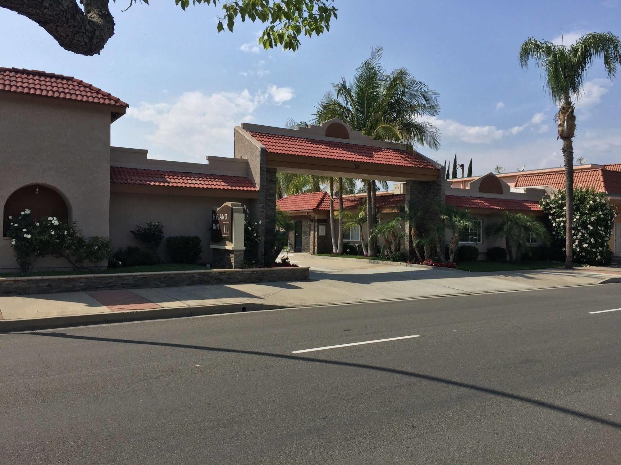Hyland Inn Brea Exterior photo