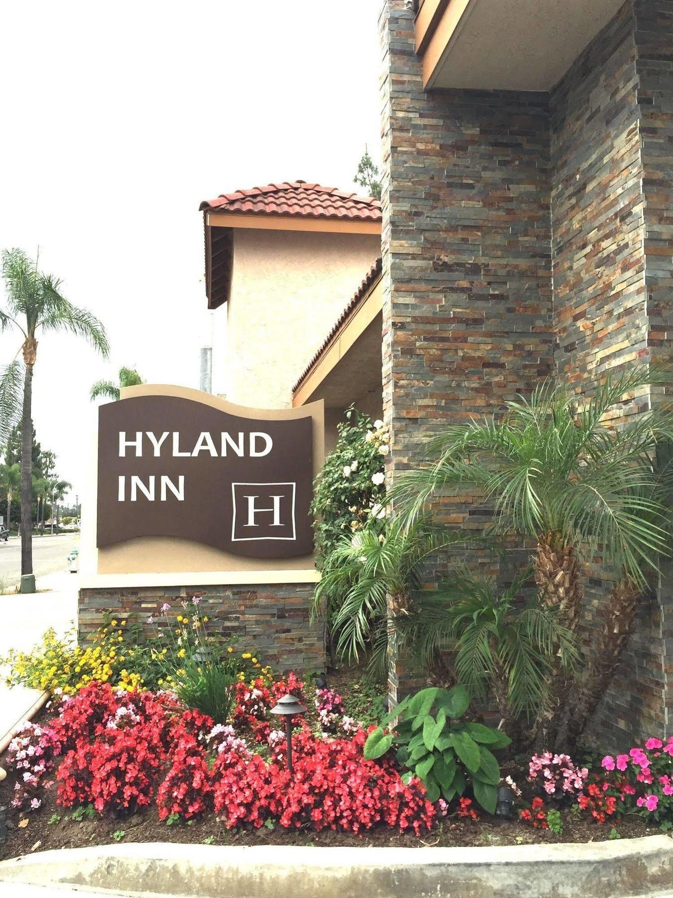 Hyland Inn Brea Exterior photo